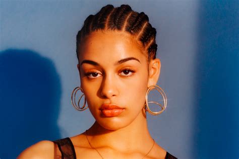 Jorja Smith: altezza, peso, età, statistiche corporee